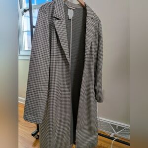 H&M Chic Black and Cream checkered Coat